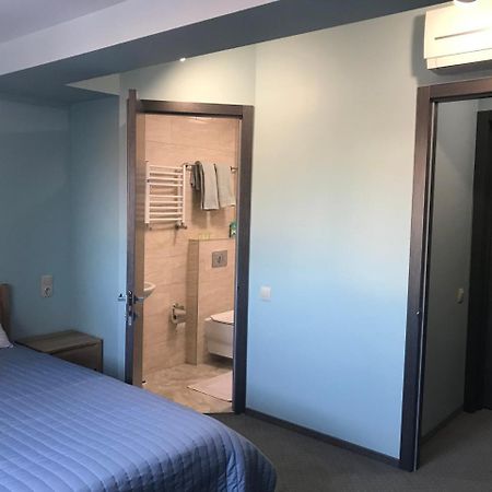 Dudman Hotel Киев Екстериор снимка