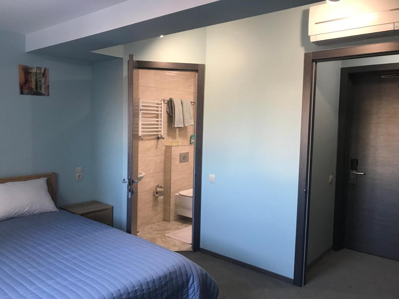 Dudman Hotel Киев Екстериор снимка